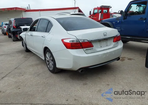 2015 Honda Accord Ex-L V-6 z USA, uszkodzony, nr VIN 1HGCR3F89FA027736